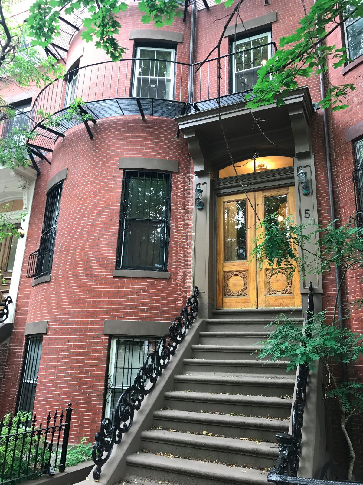 5 Concord Sq, South End