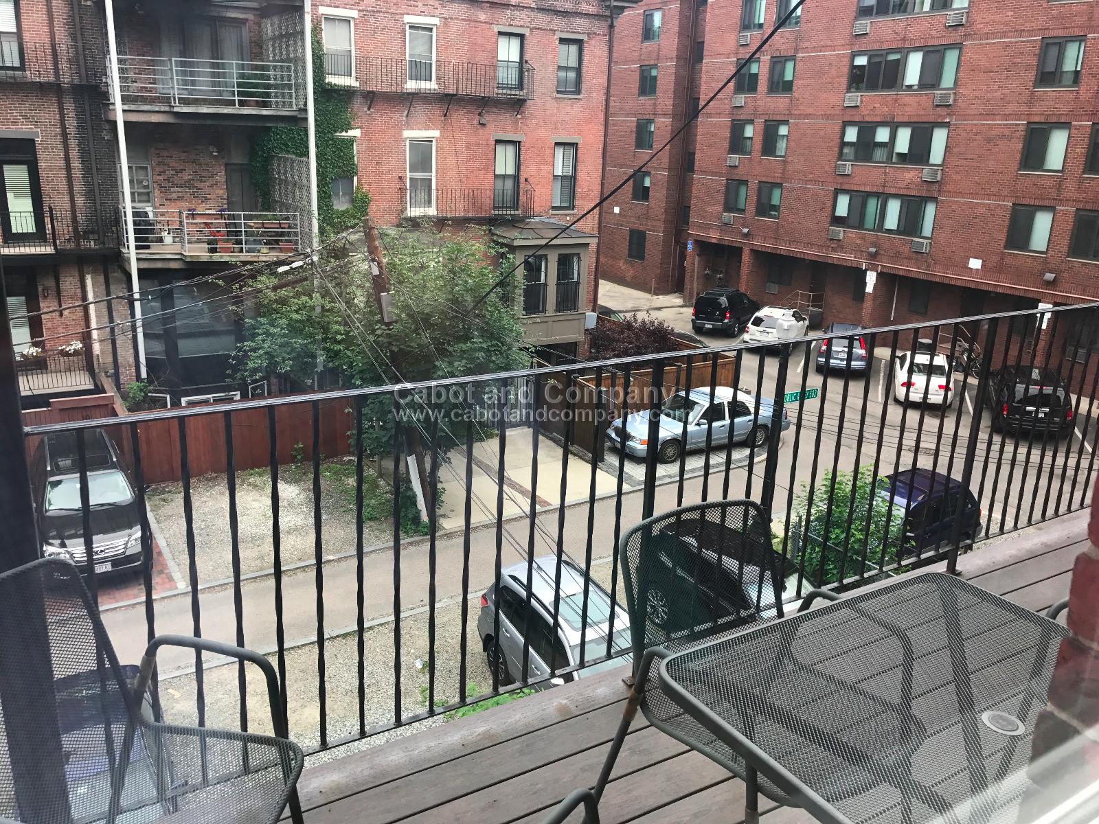 5 Concord Sq, South End