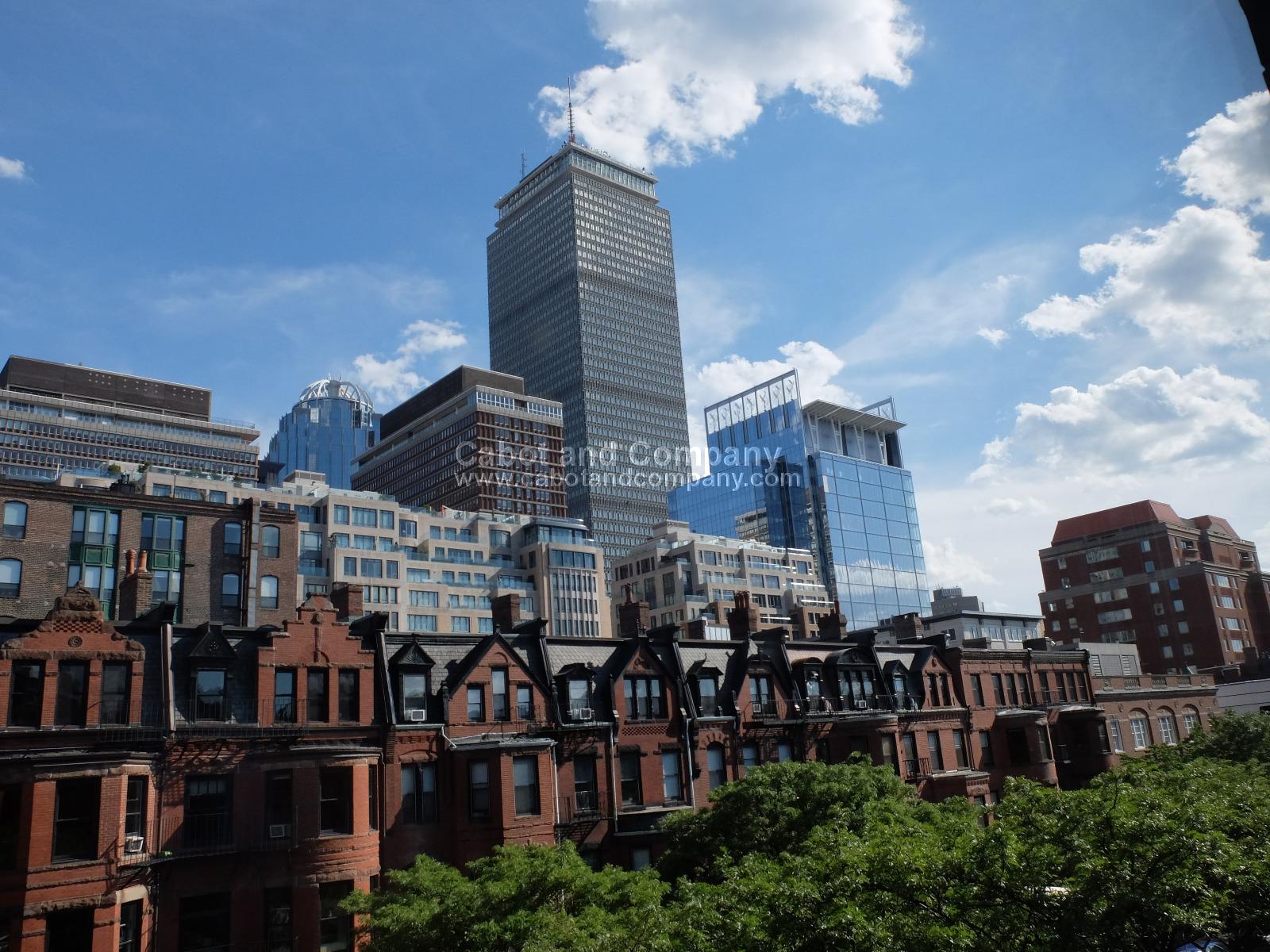 213 Newbury St, Back Bay