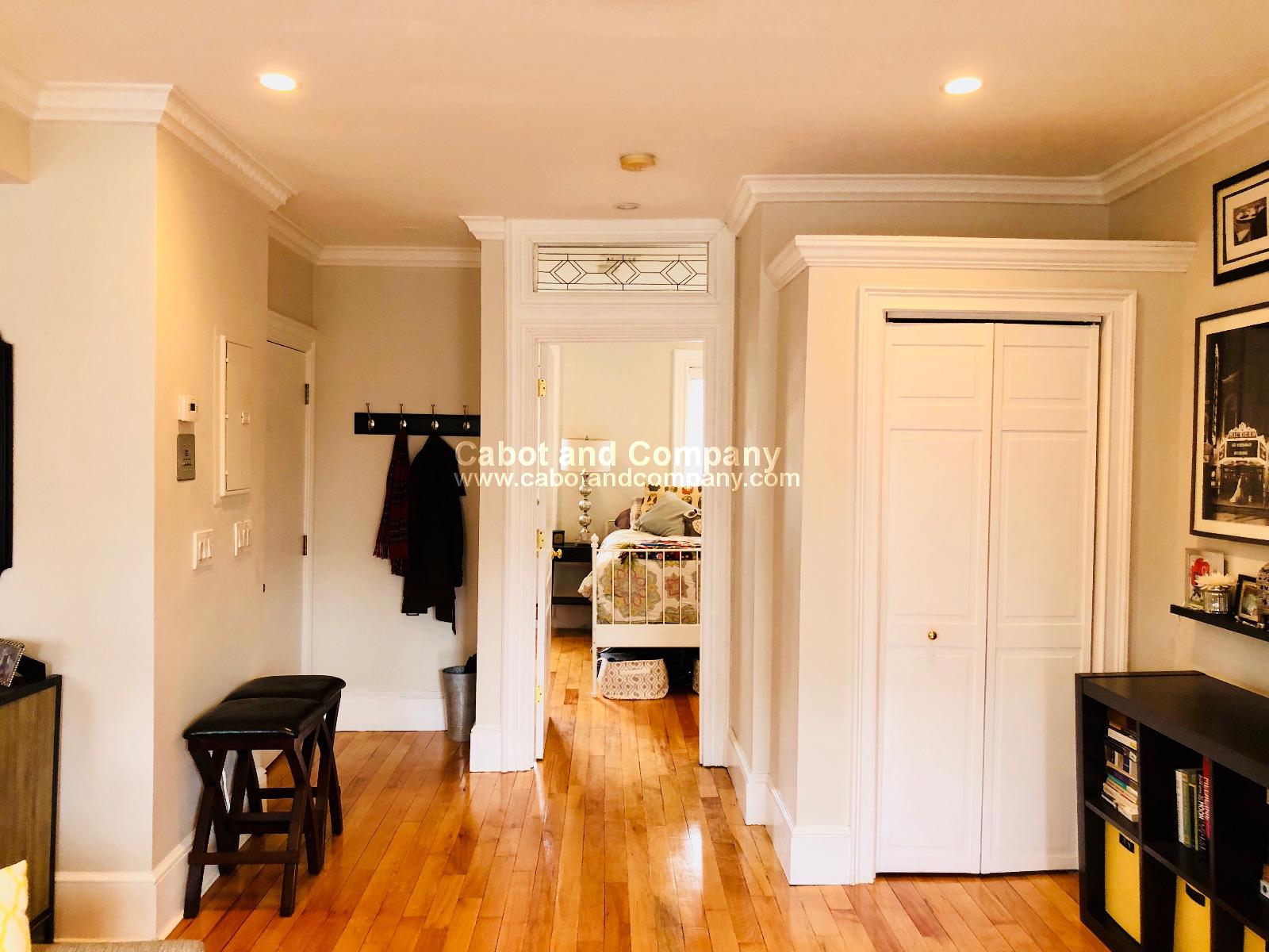 637 Tremont St, South End