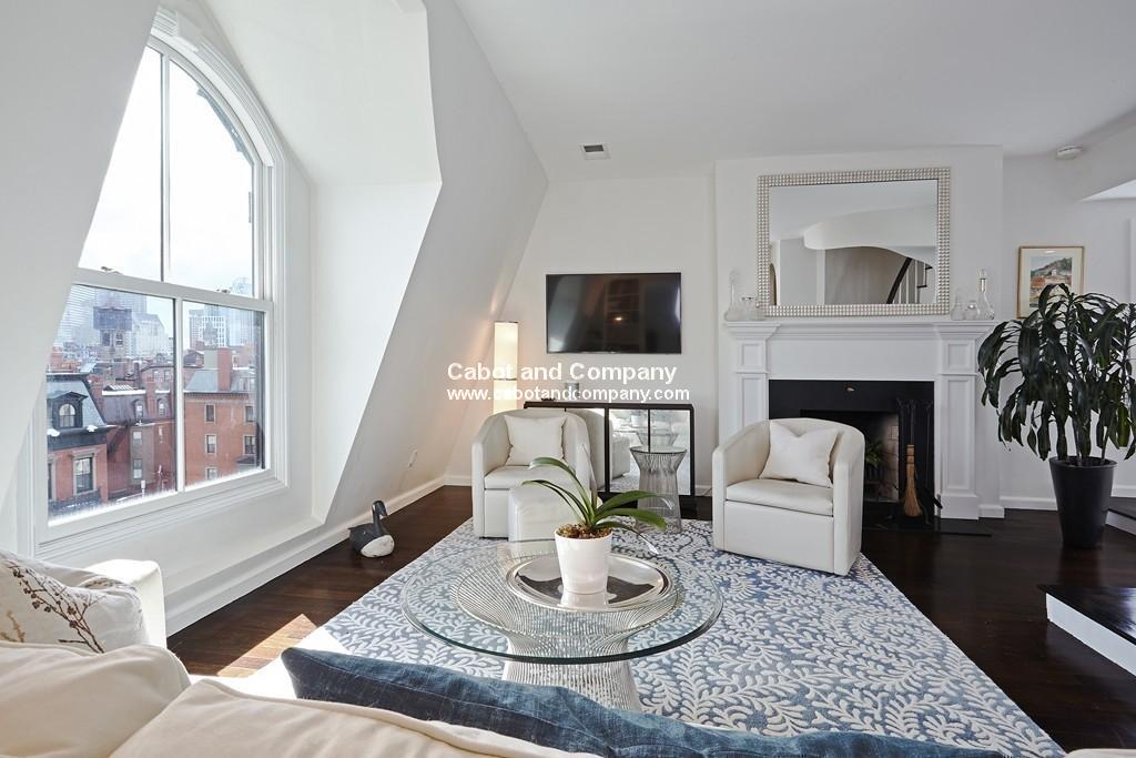 124 Beacon St, Back Bay