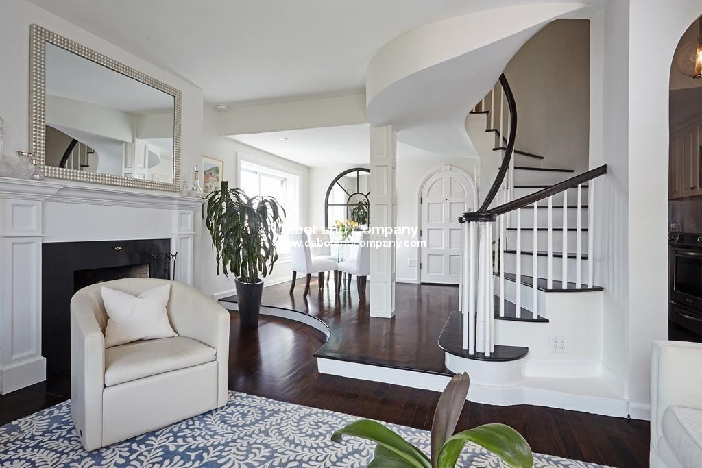 124 Beacon St, Back Bay