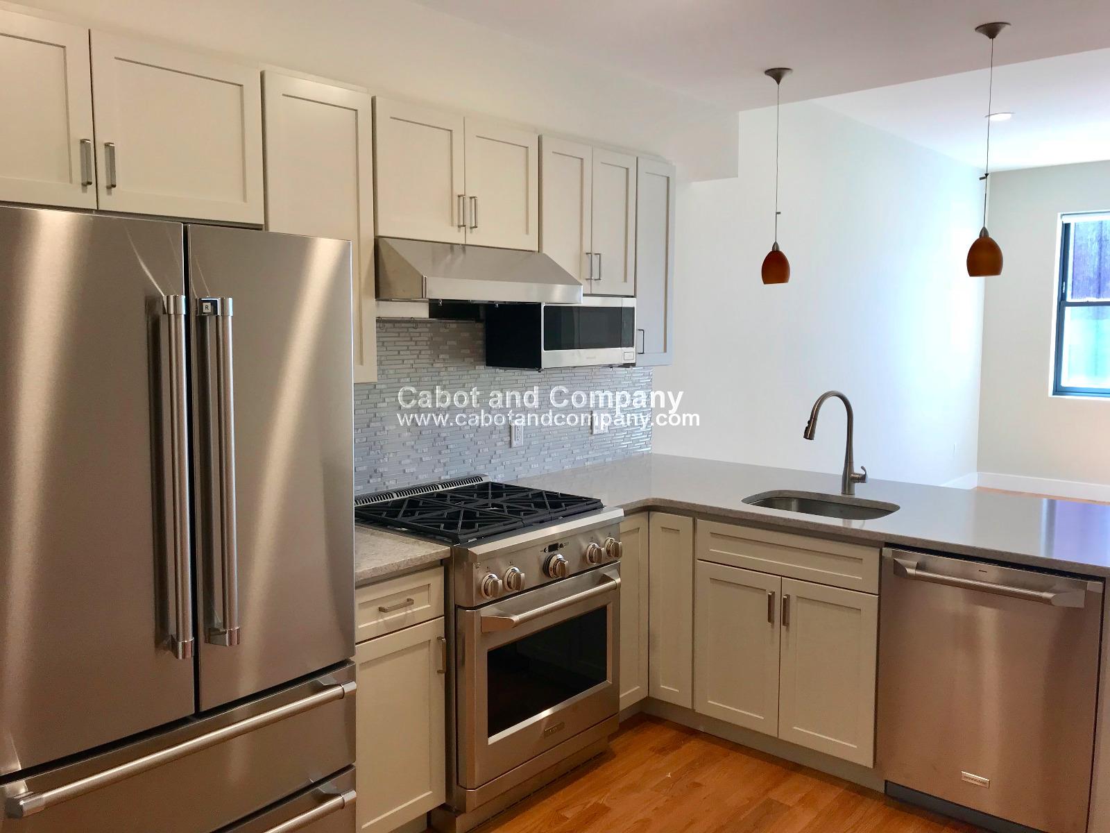 3 bed, 2 bath apartment for rent at 719 Boylston St Unit 501, Back Bay — photo 1 of 6
