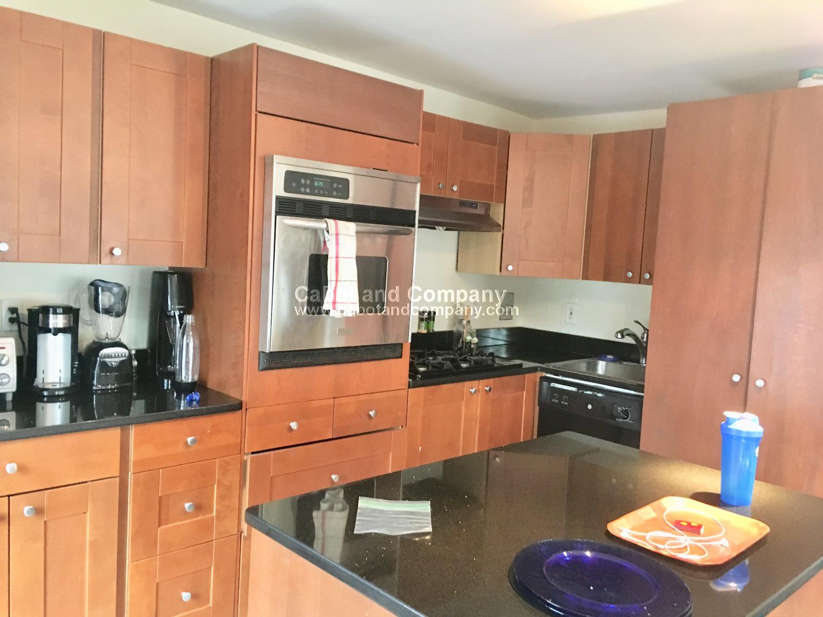 443 Hanover St, North End