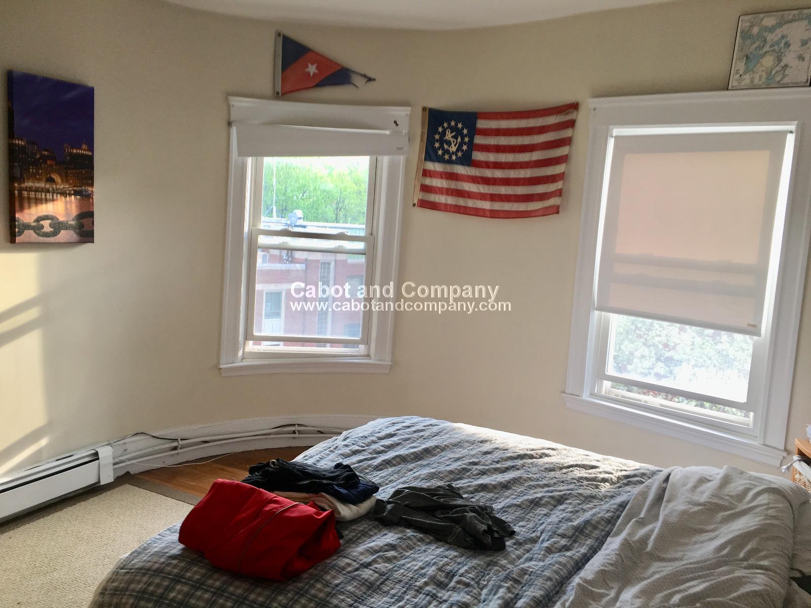 443 Hanover St, North End