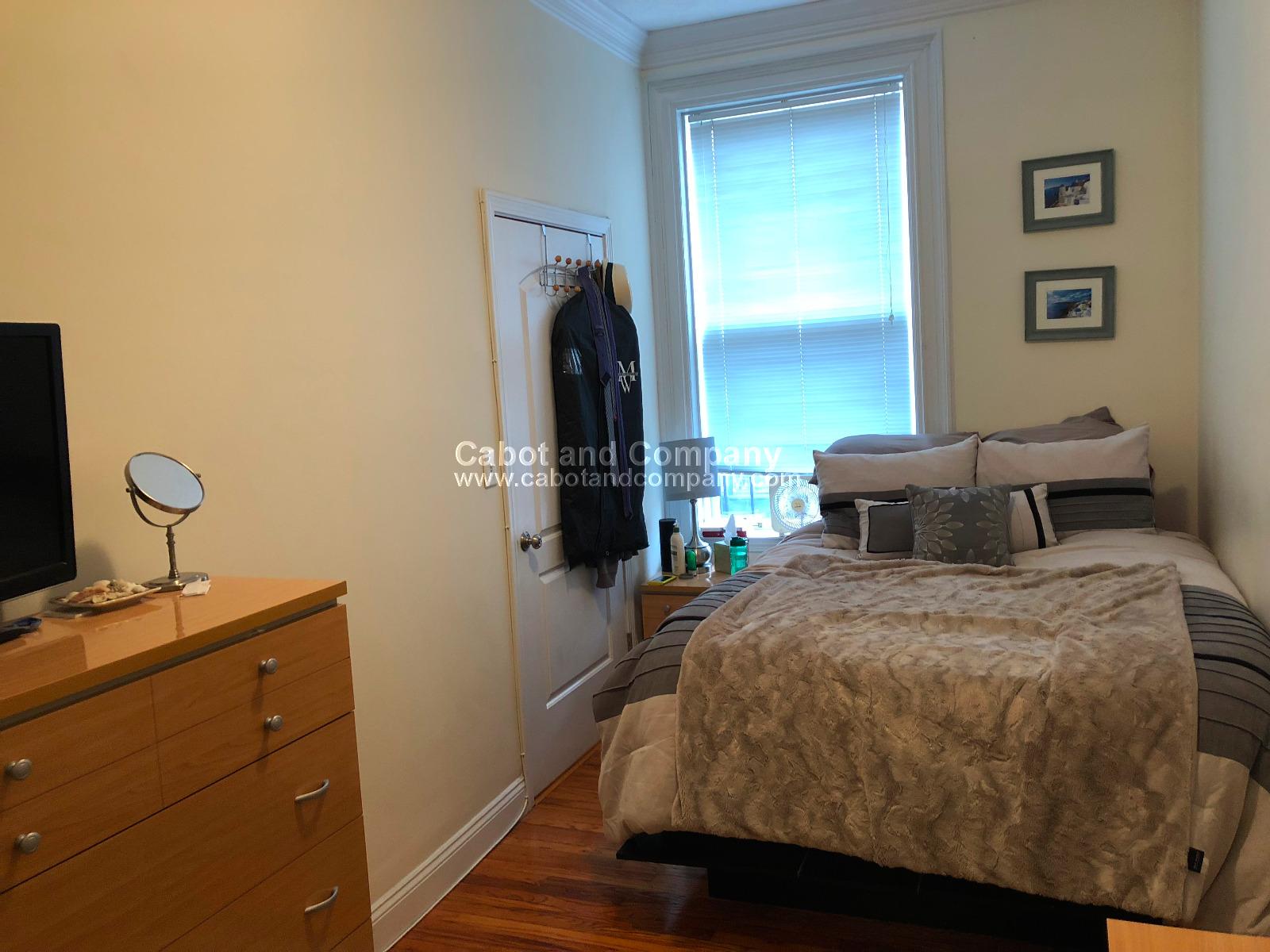 185 Beacon St, Back Bay