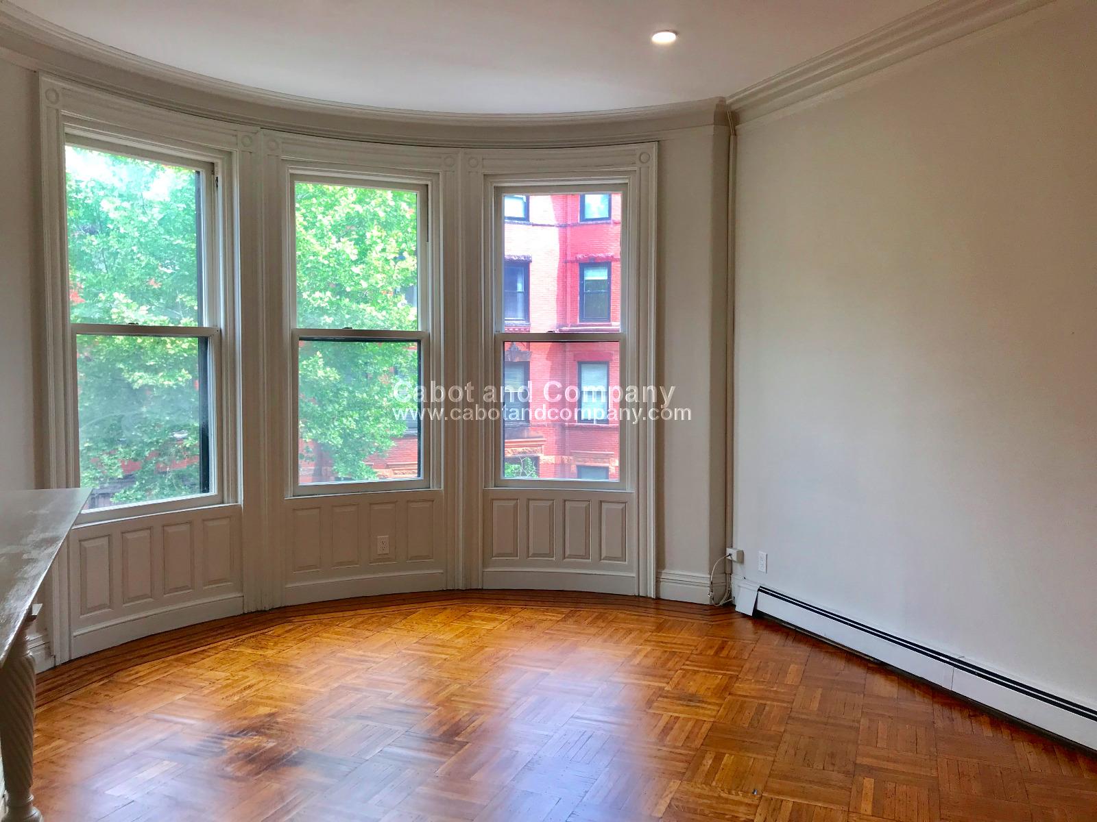 428 Marlborough St, Back Bay