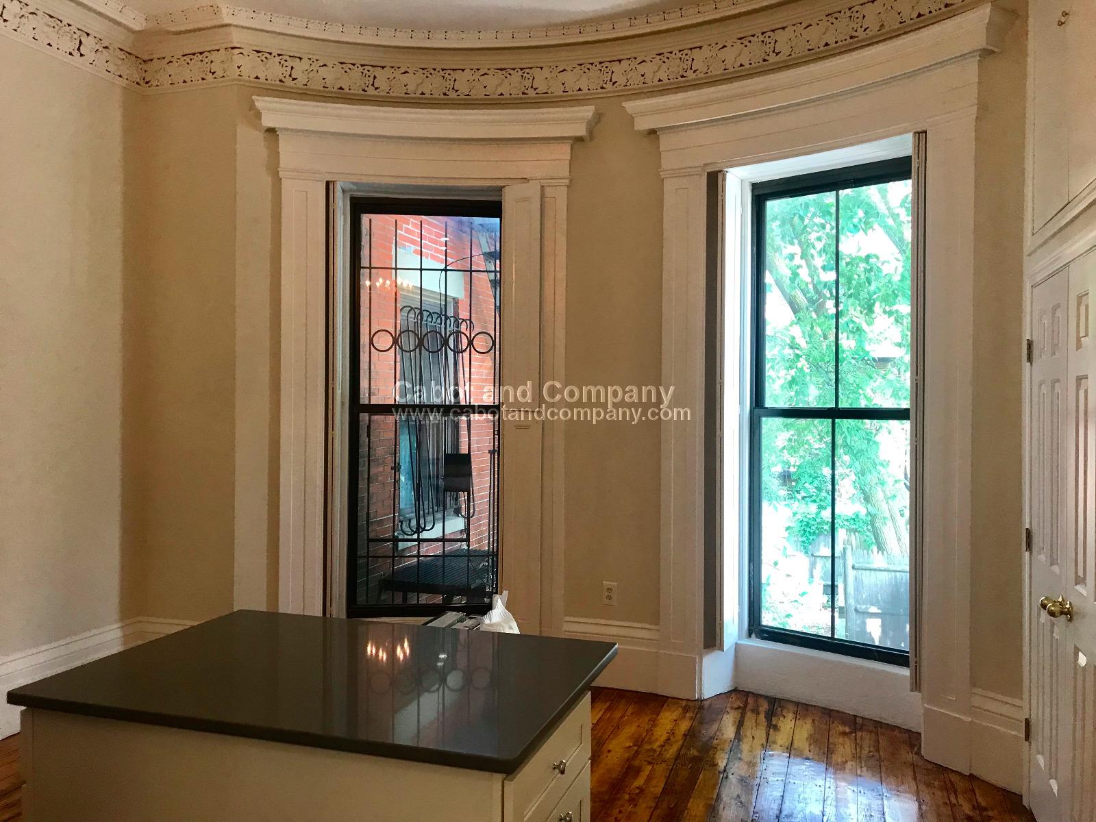 614 Massachusetts Ave, Back Bay