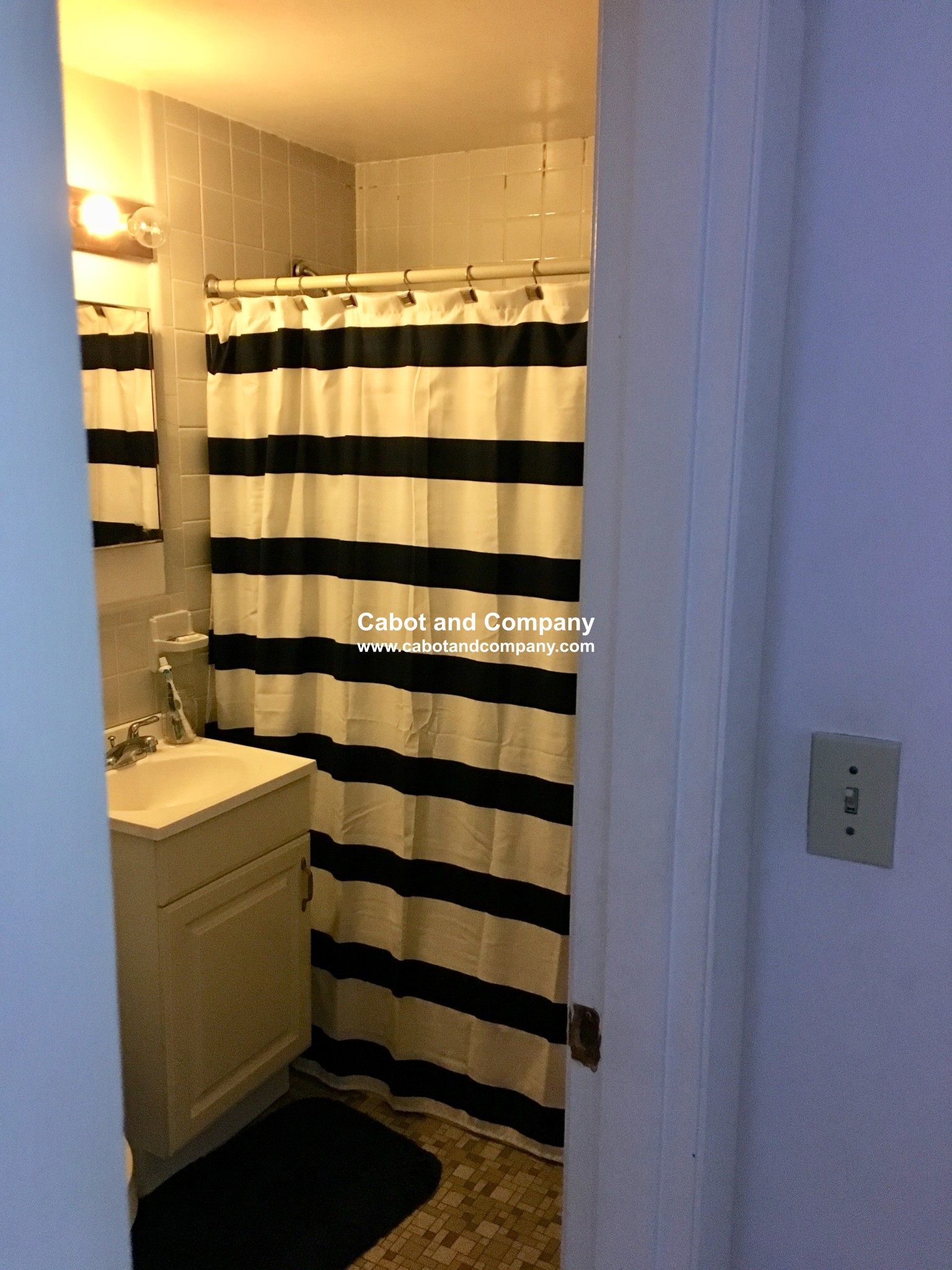 289 Newbury St, Back Bay