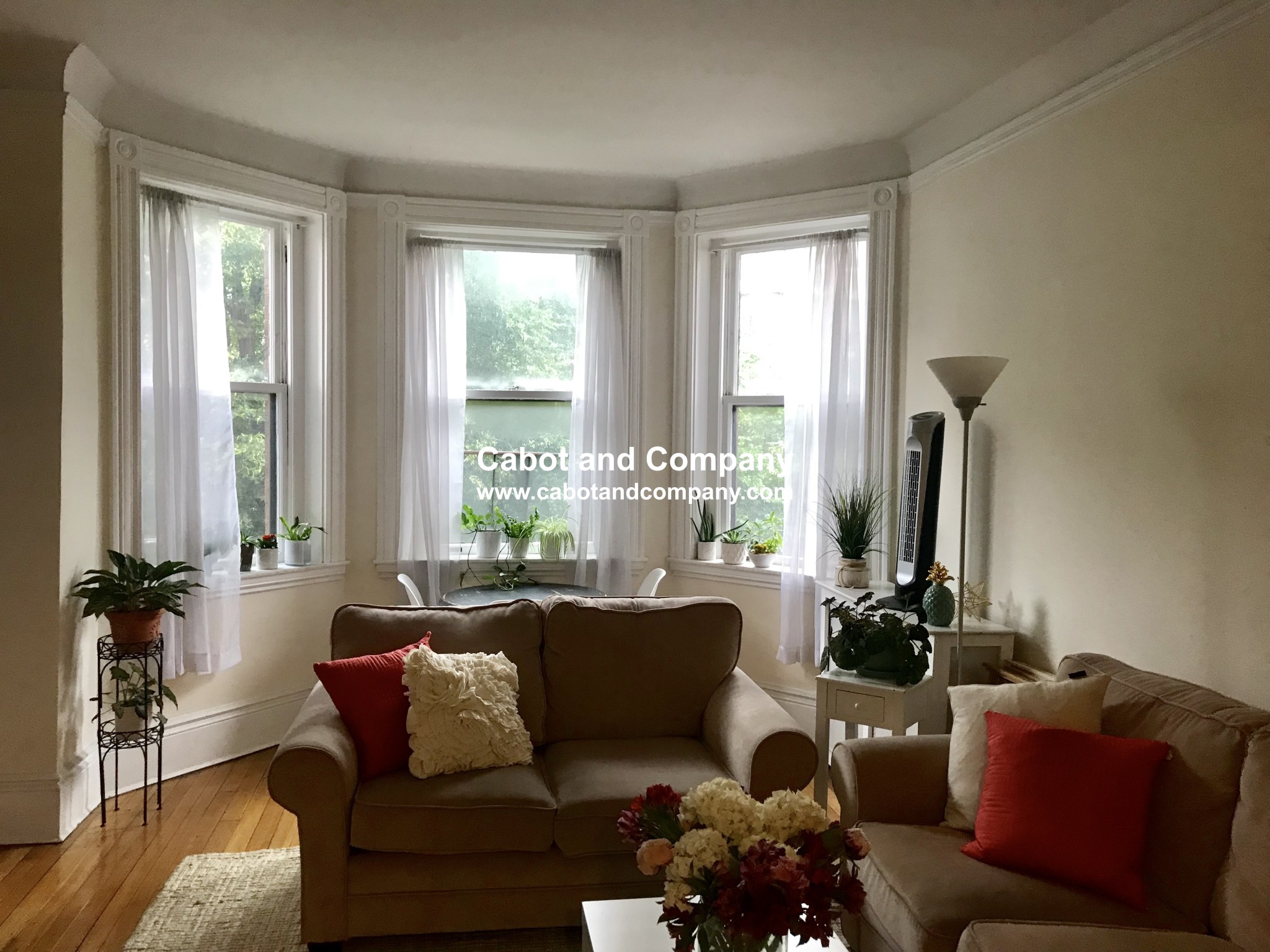2 bed, 1 bath apartment for rent at 481 Beacon St Unit 24, Back Bay — photo 2 of 10