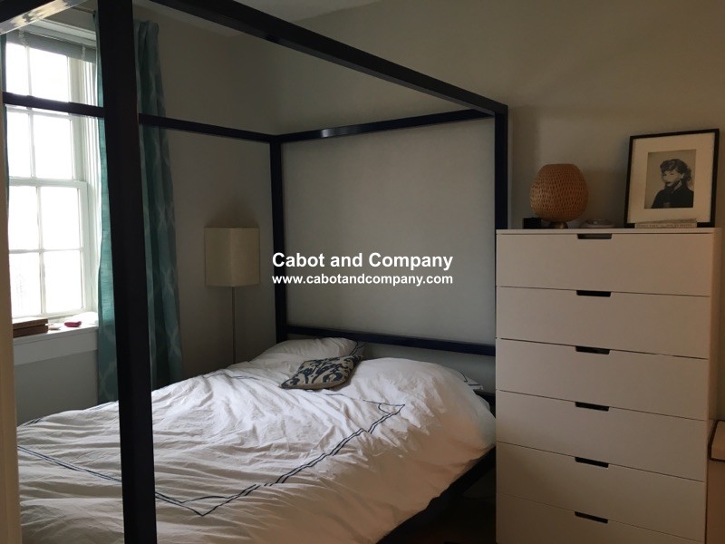 2 bed, 2.5 bath apartment for rent at 72 Hamilton St Unit 5, Cambridgeport — photo 8 of 9