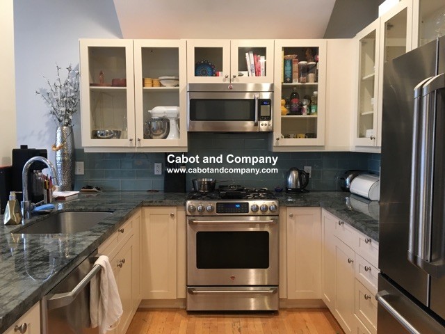 2 bed, 2.5 bath apartment for rent at 72 Hamilton St Unit 5, Cambridgeport — photo 6 of 9