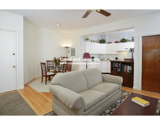 40 Saint Botolph St, Back Bay