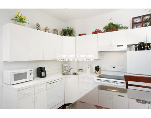 40 Saint Botolph St, Back Bay