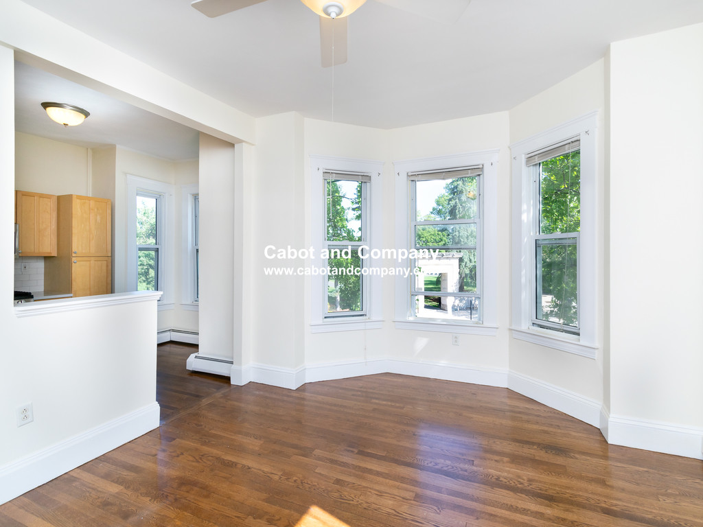 424 Broadway, Mid Cambridge