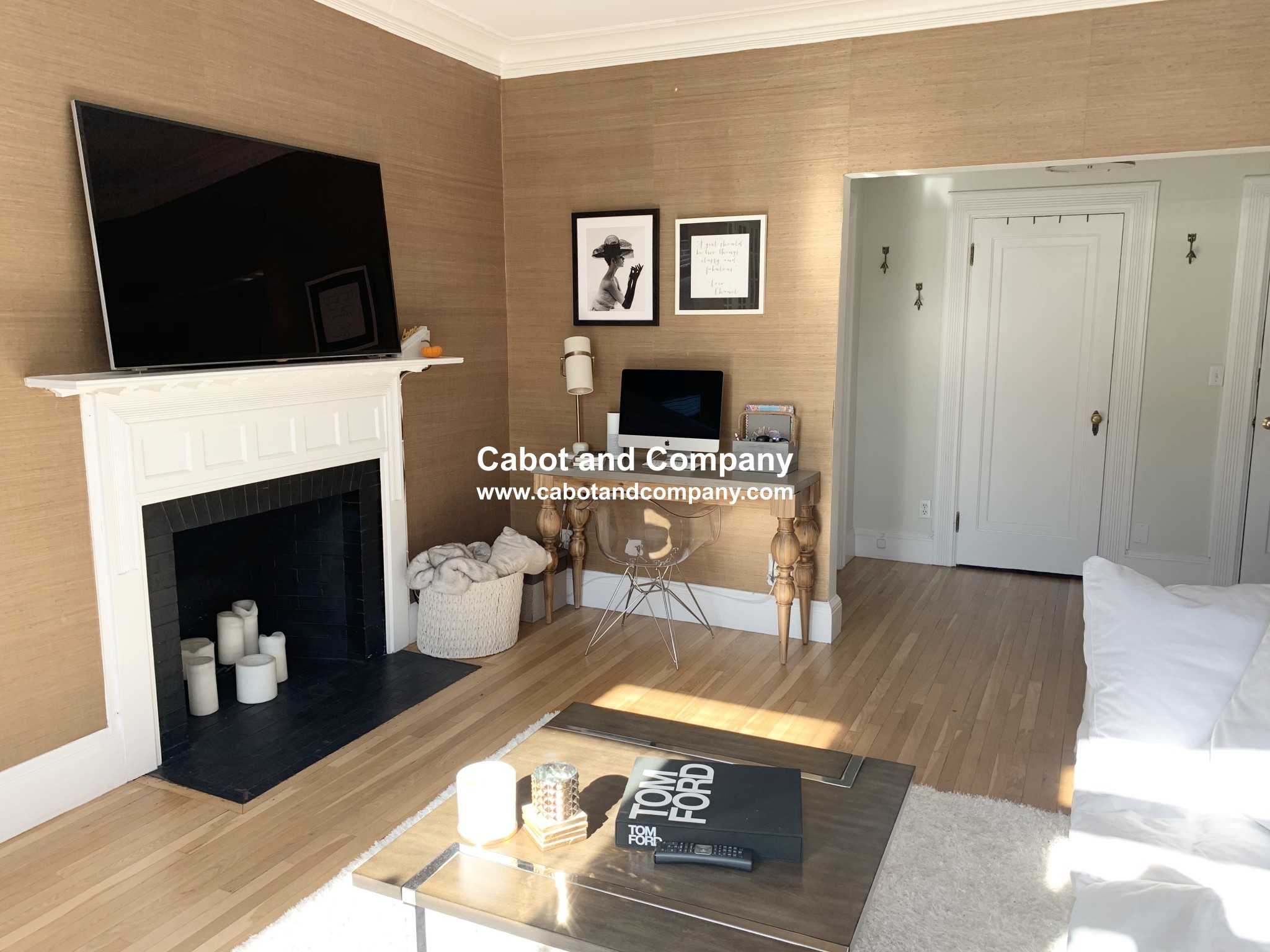 207 Commonwealth Ave, Back Bay