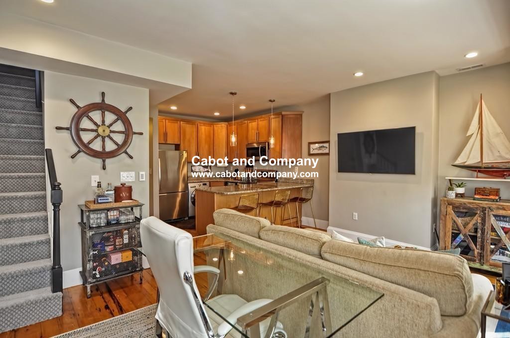 1 bed, 1 bath apartment for rent at 576 Broadway Unit 4, South Boston — photo 6 of 14