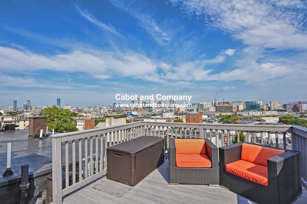 1 bed, 1 bath apartment for rent at 576 Broadway Unit 4, South Boston — photo 1 of 14