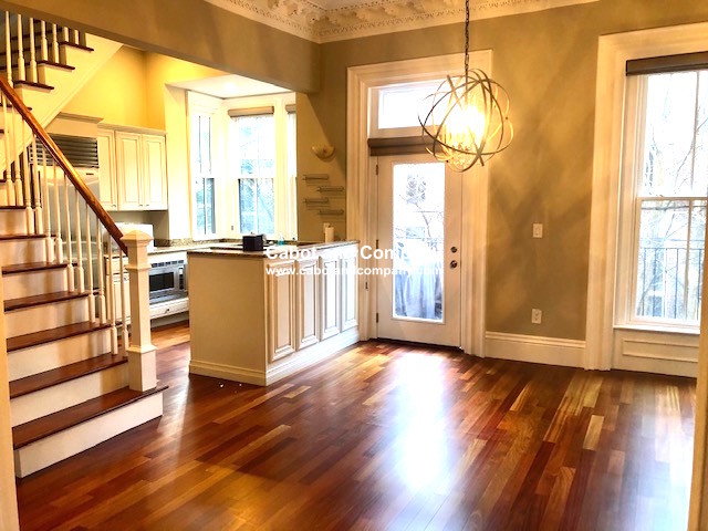 98 Waltham St, South End