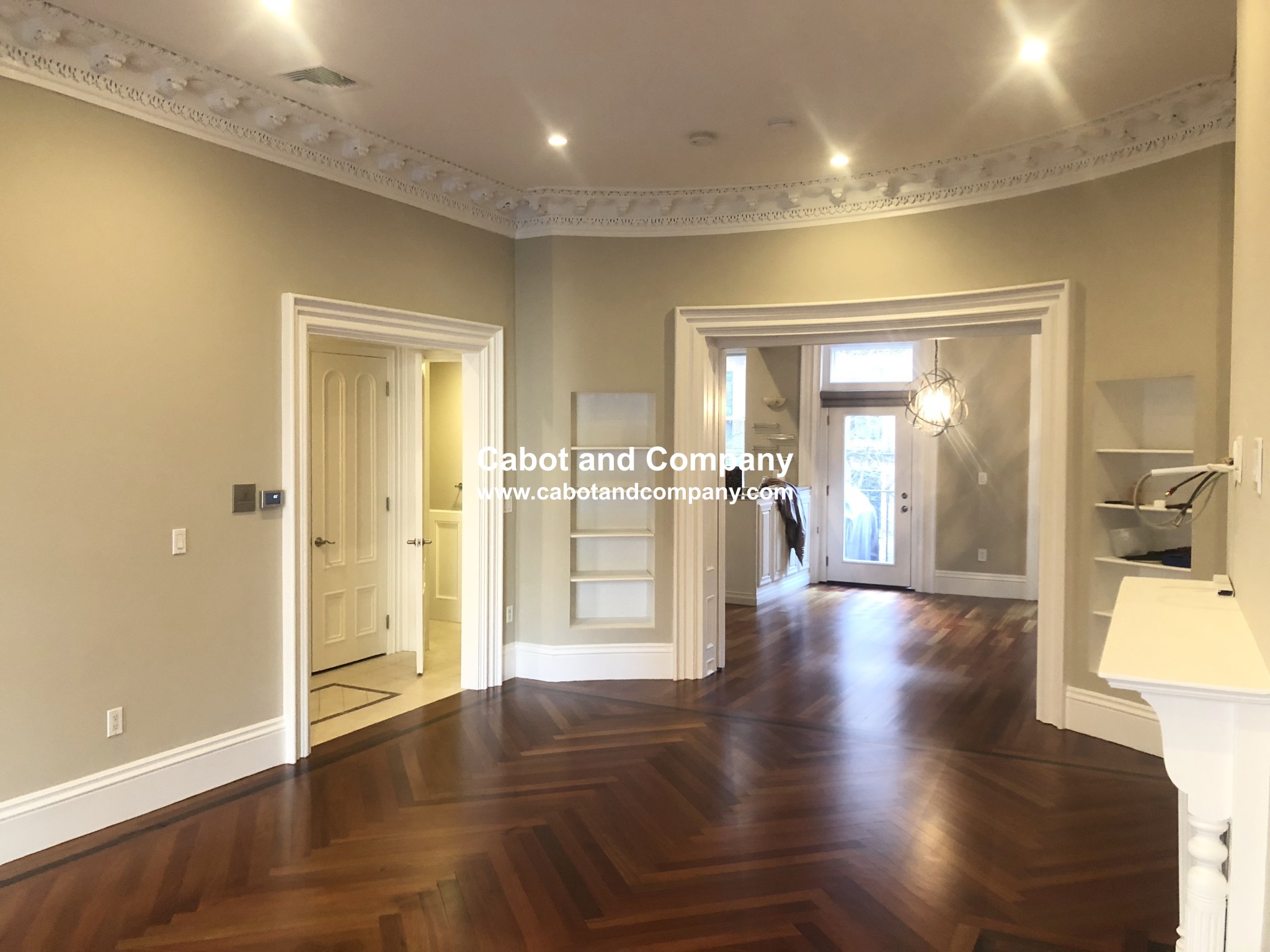 98 Waltham St, South End