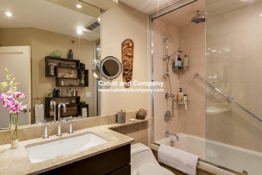 6 Edgerly Pl, Back Bay