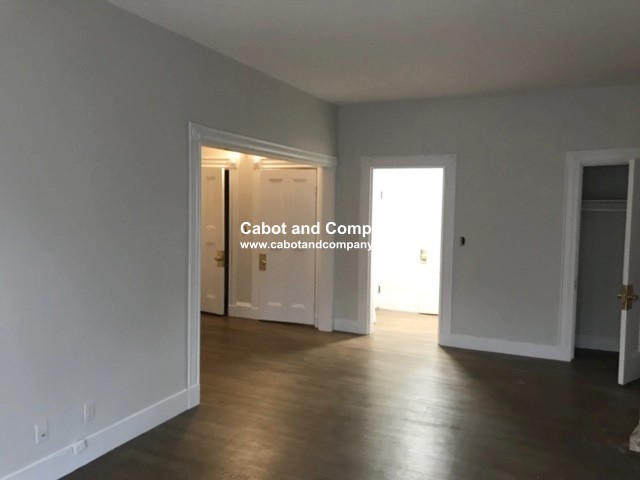 475 Beacon St, Back Bay