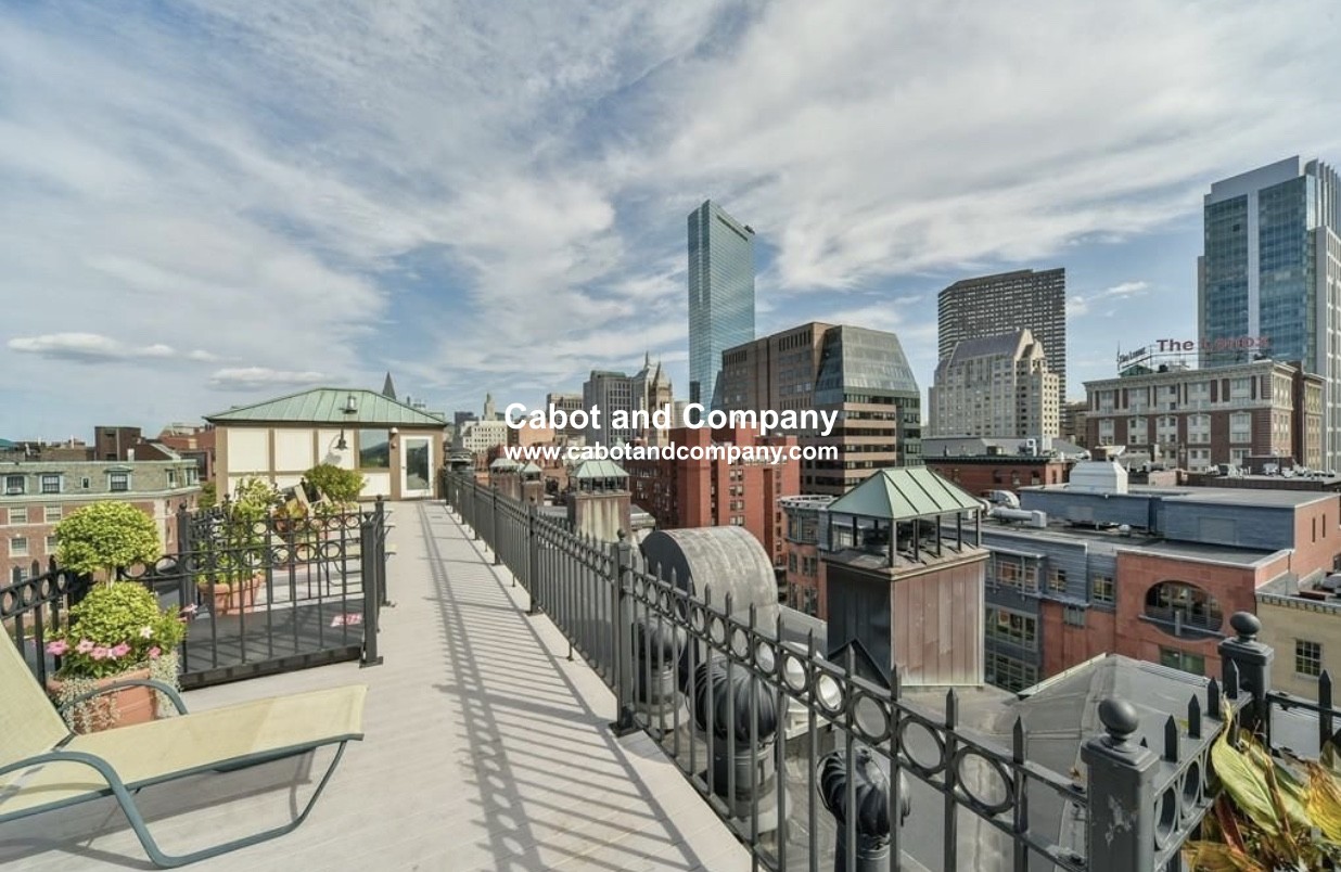 201 Newbury St, Back Bay