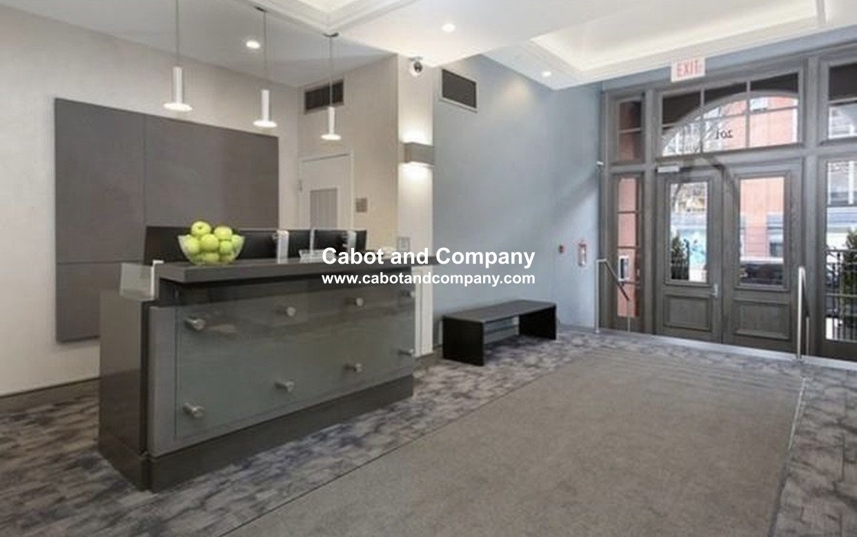 201 Newbury St, Back Bay