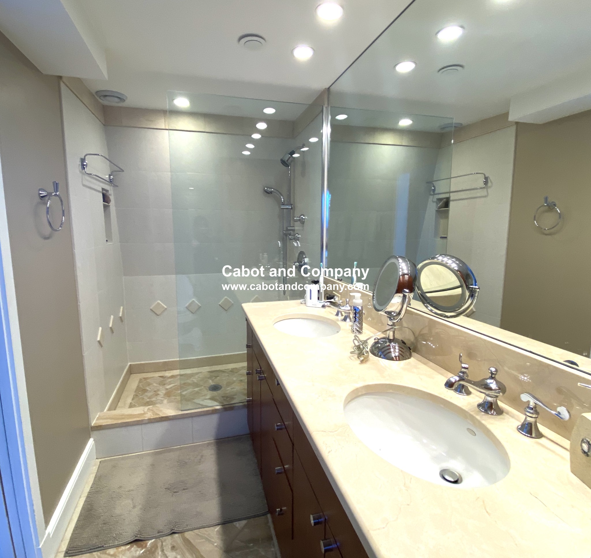 201 Newbury St, Back Bay