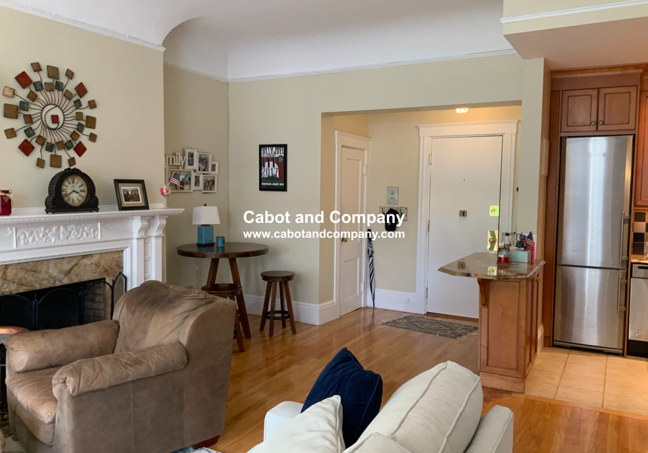 362 Commonwealth Ave, Back Bay