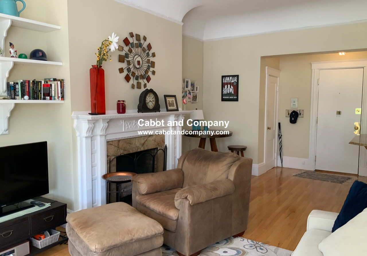 362 Commonwealth Ave, Back Bay