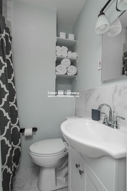 200 Warren Ave, South End