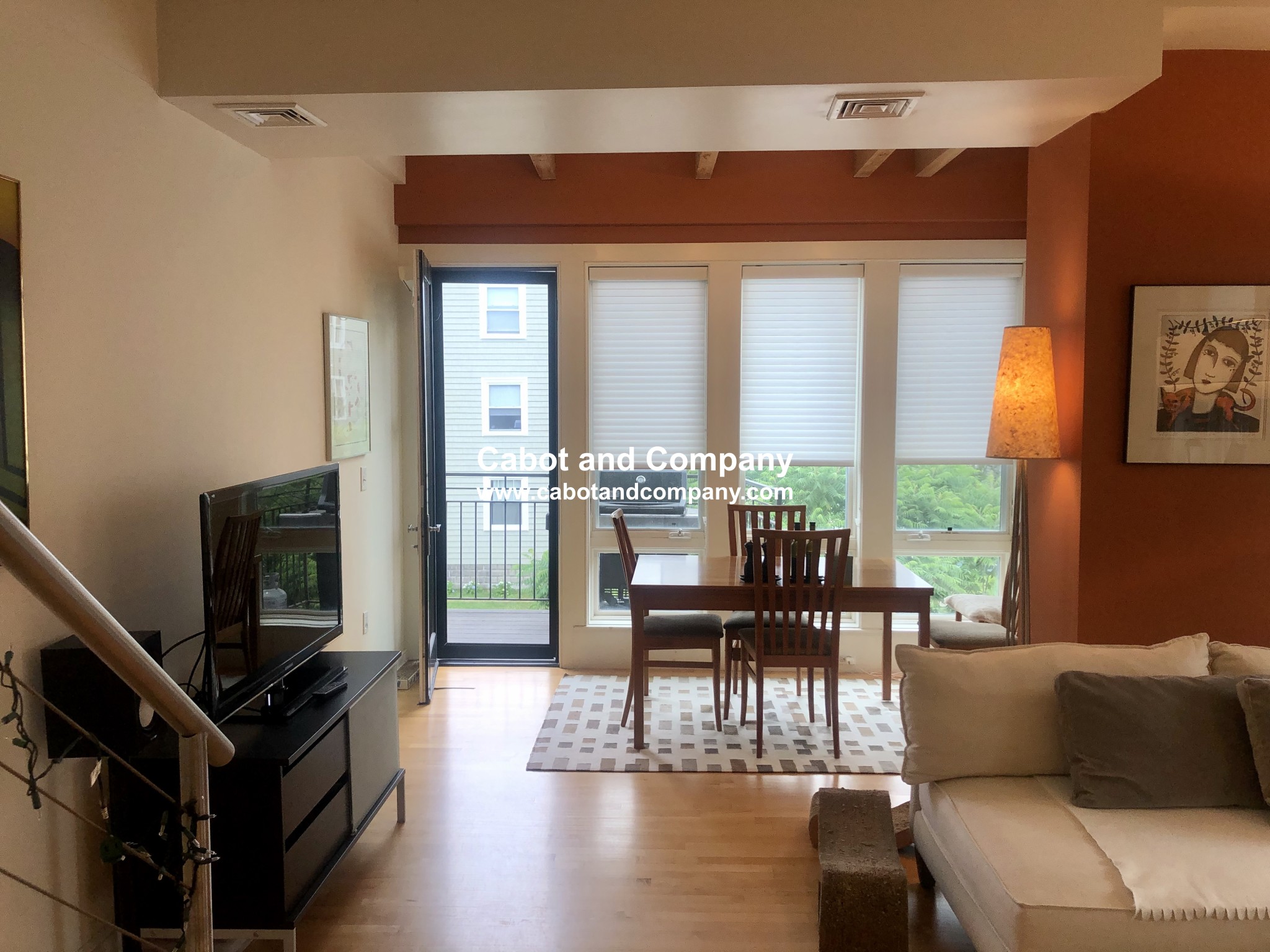 72 Hamilton St, Cambridgeport