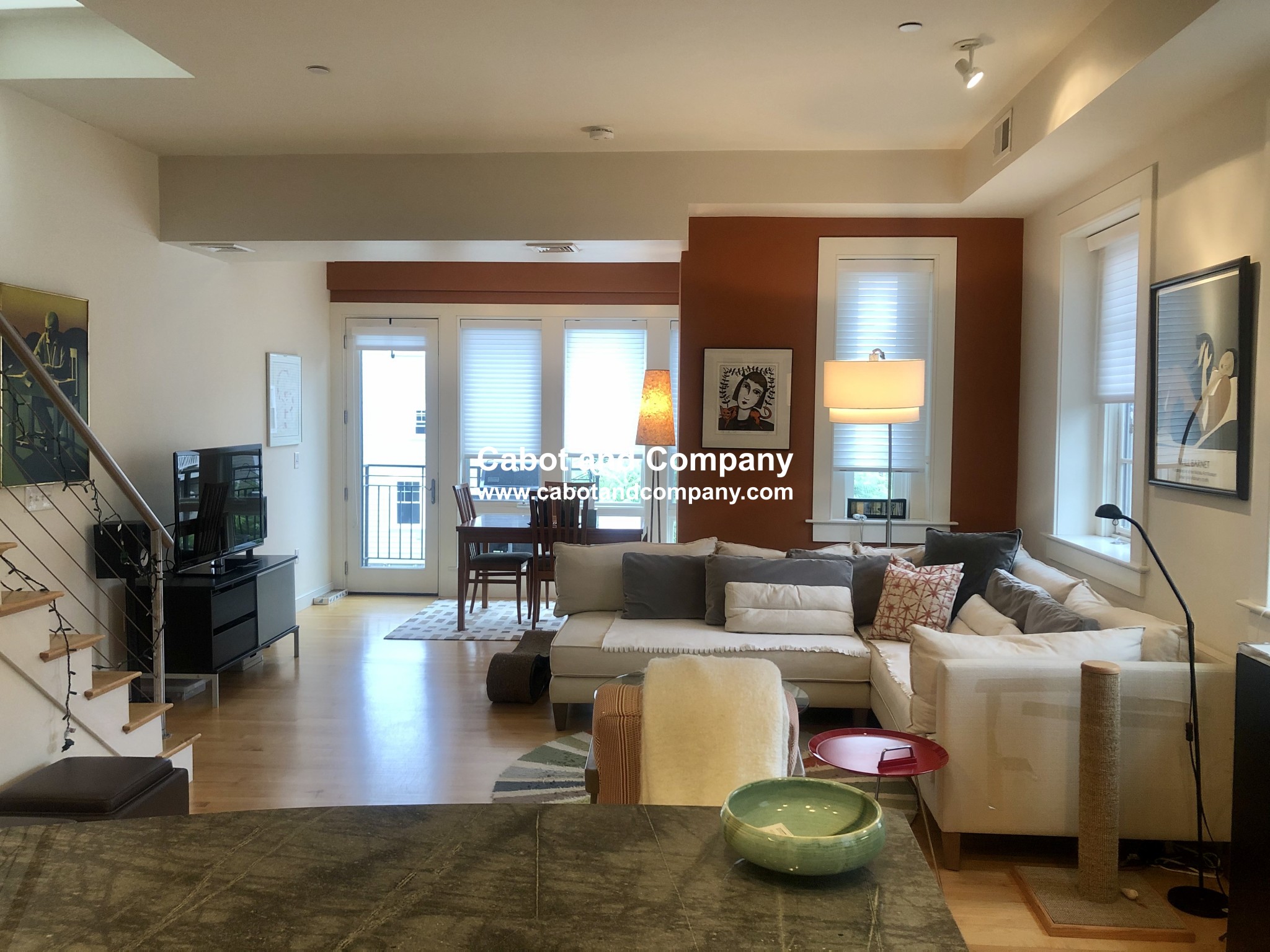 72 Hamilton St, Cambridgeport