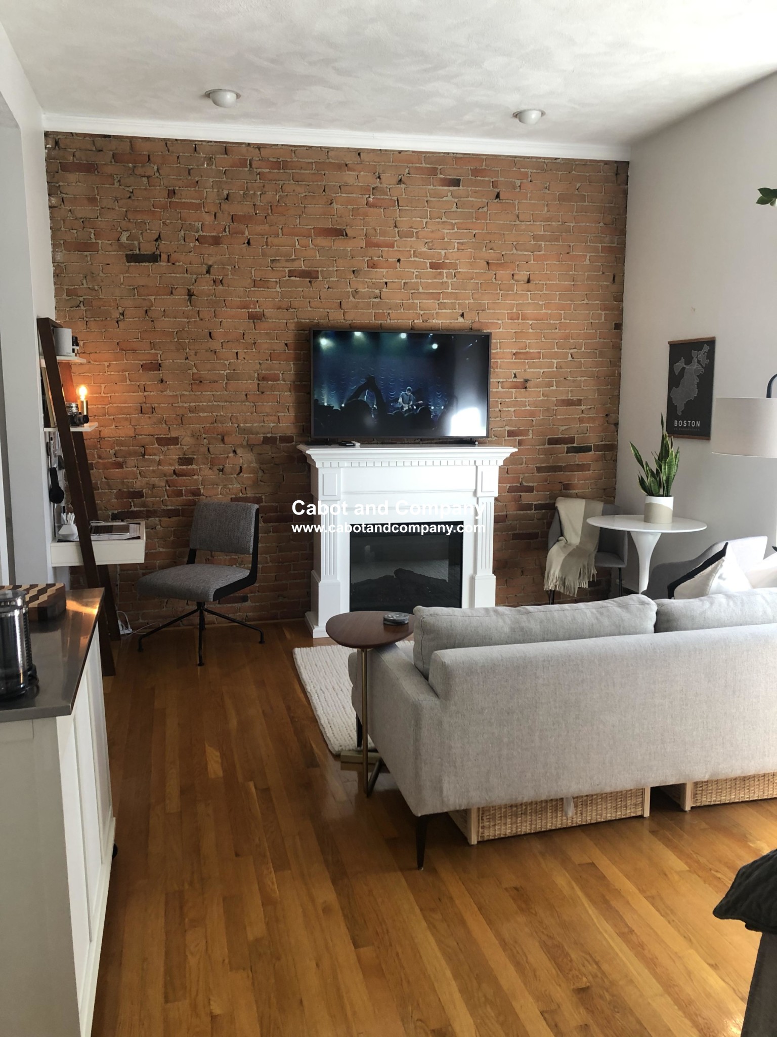 216 Canton St, South End