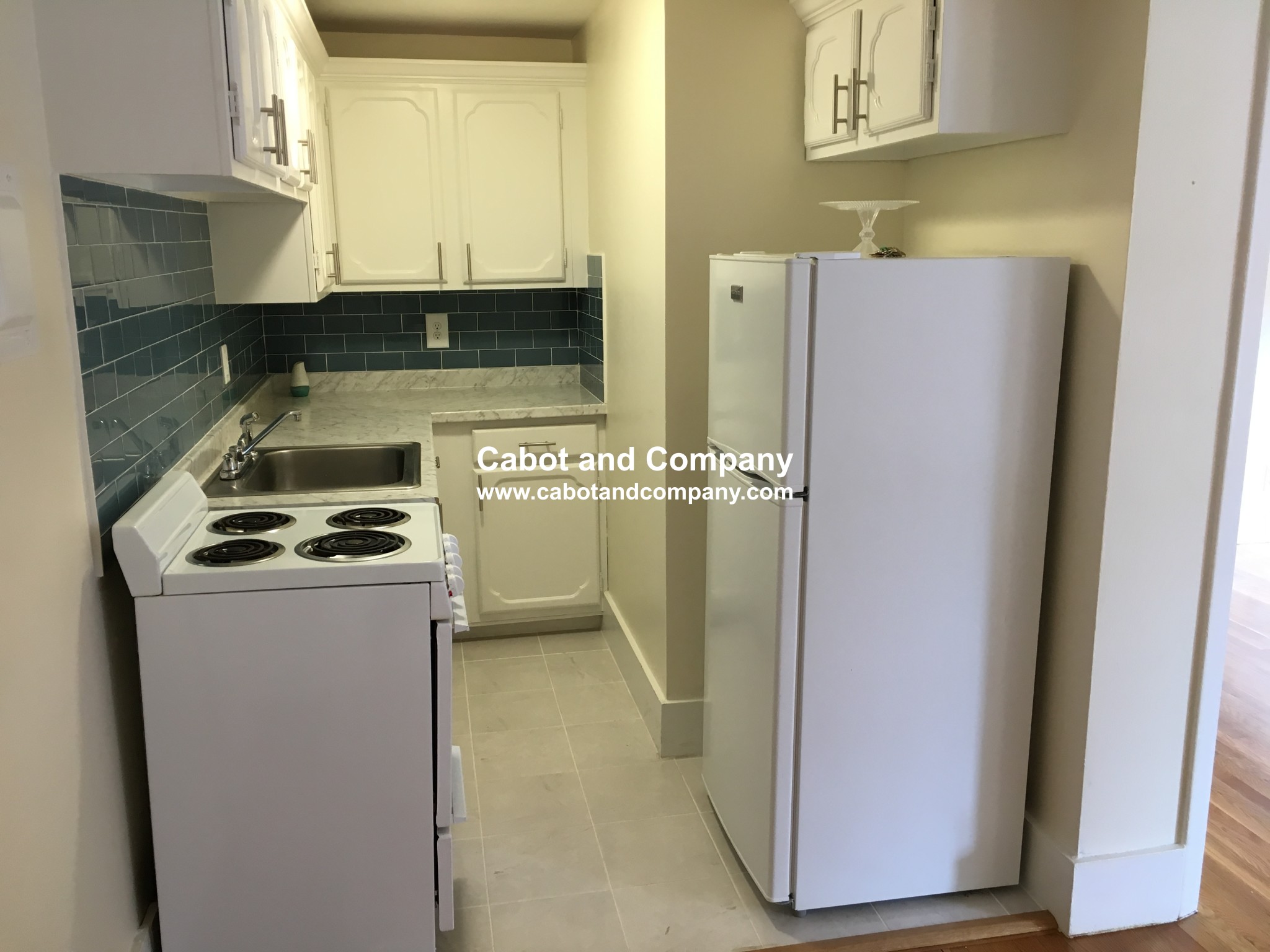 308 Newbury St, Back Bay