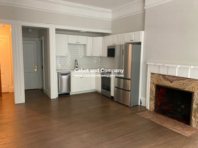 475 Beacon St, Back Bay