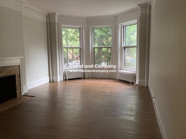 475 Beacon St, Back Bay