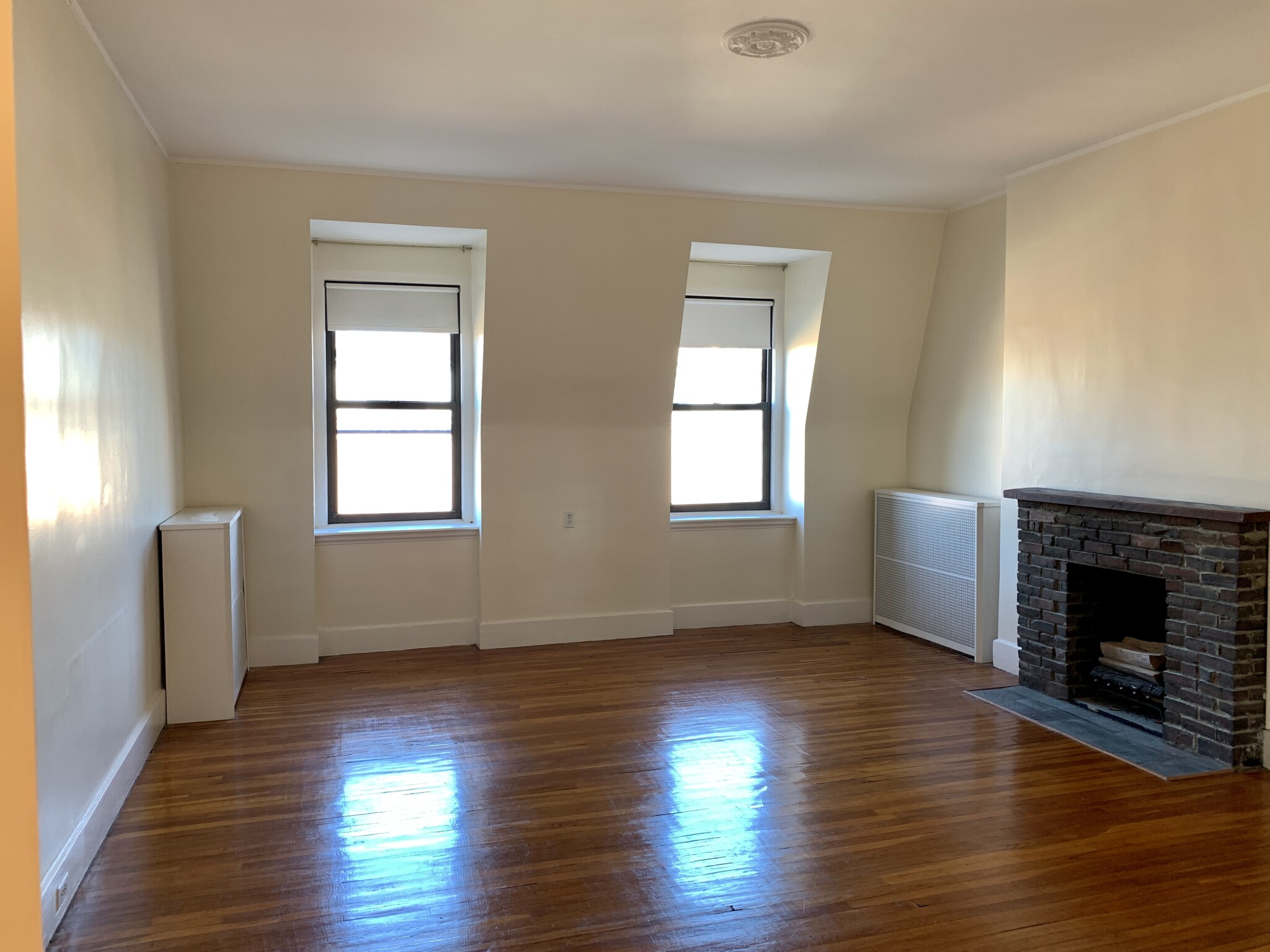 231 Beacon St, Back Bay