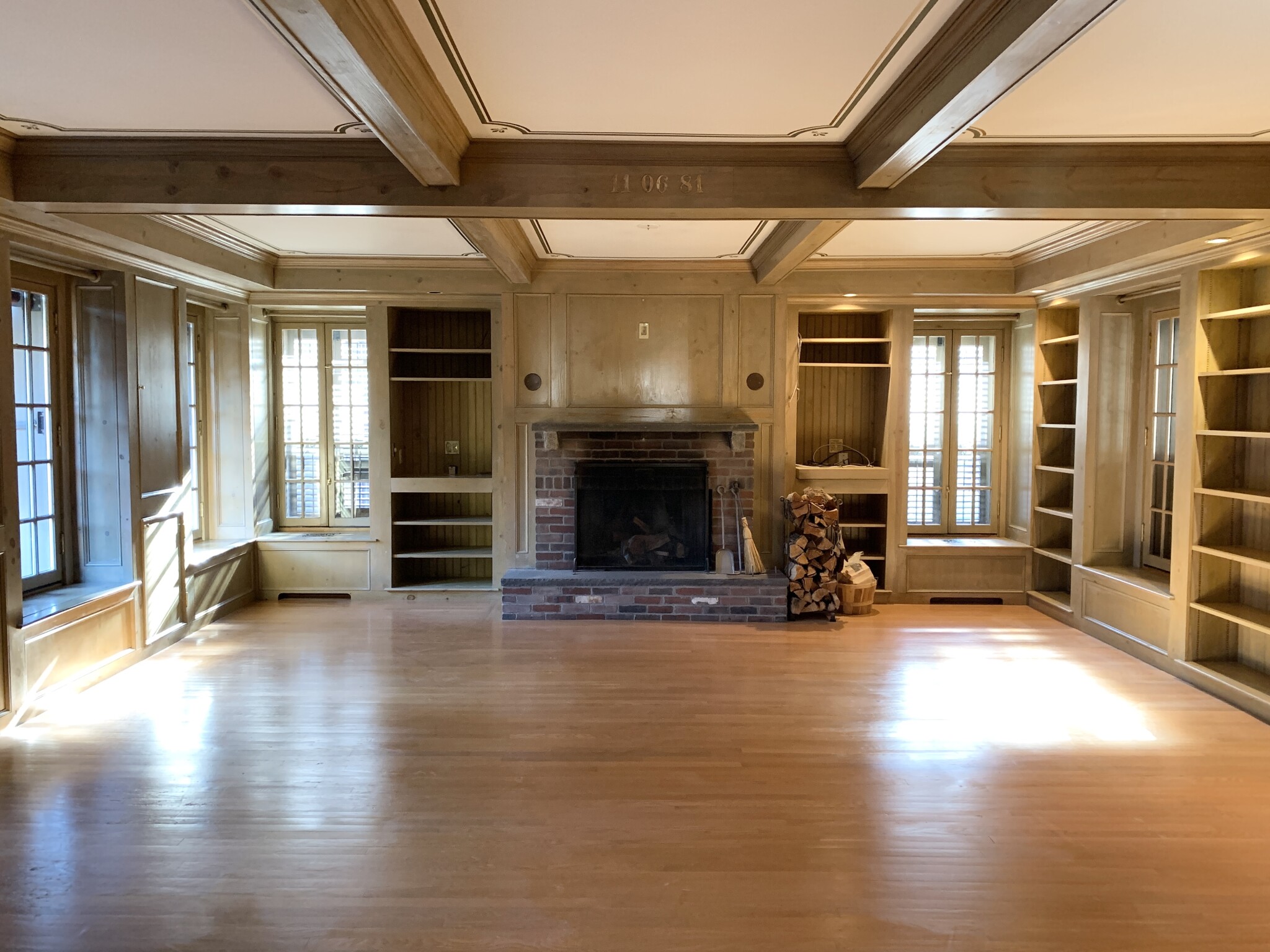 140 Newbury St, Back Bay