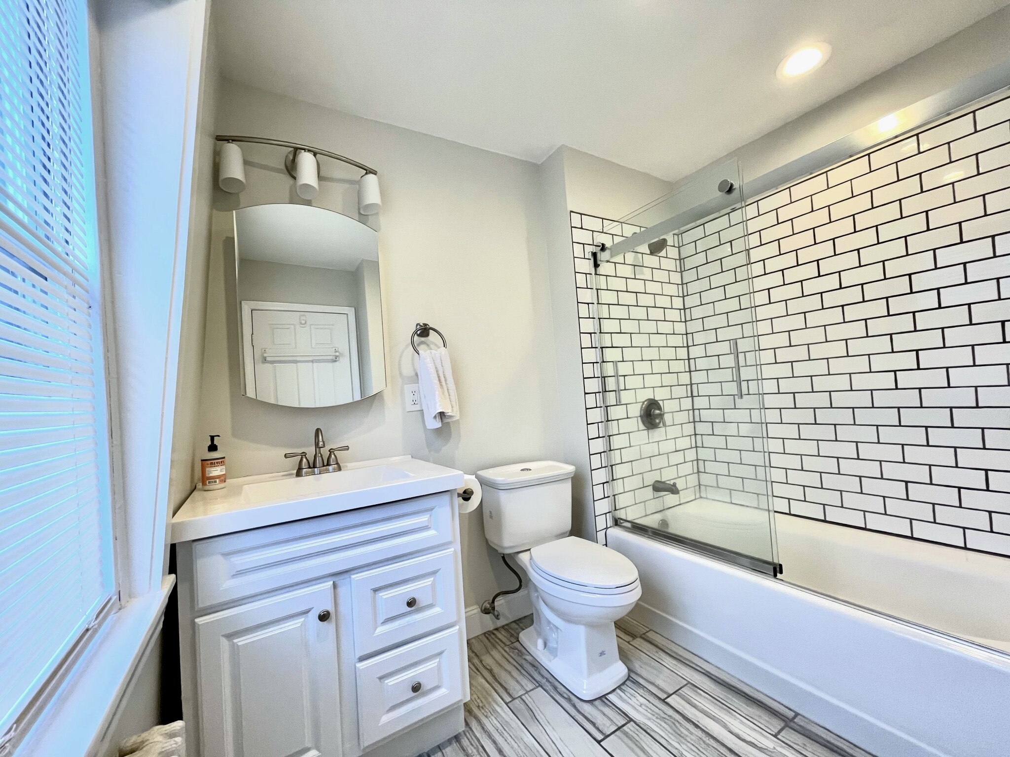 351 Marlborough St, Back Bay