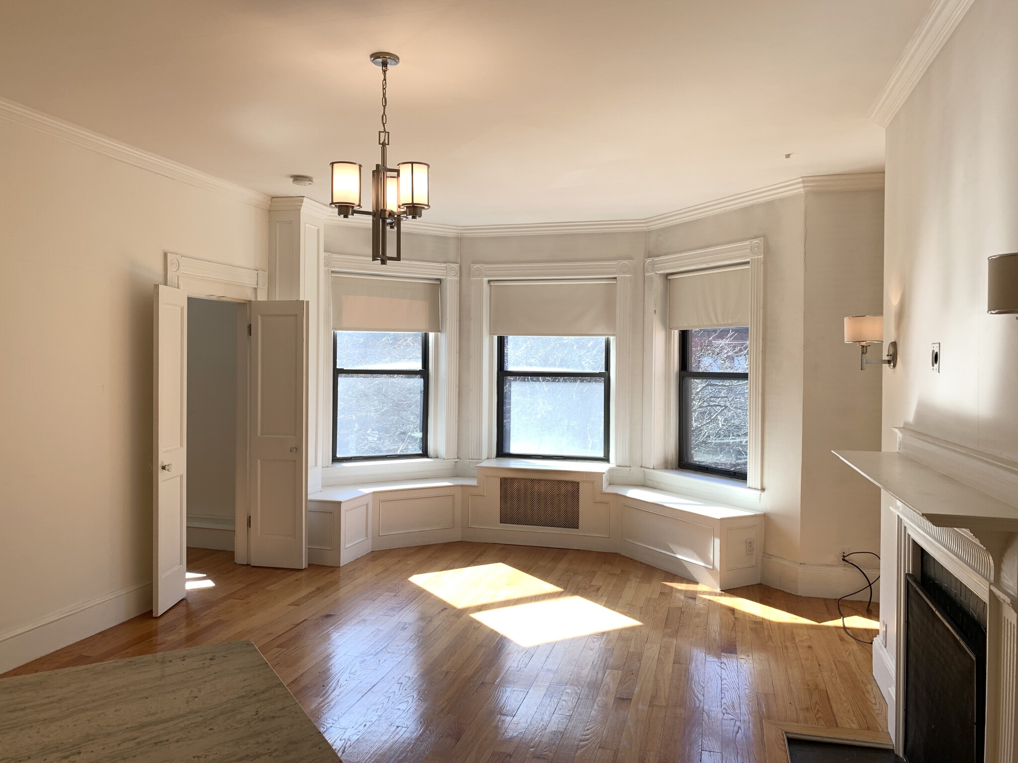 1 bed, 1 bath apartment for rent at 247 Newbury St Unit 2F, Back Bay — photo 1 of 9