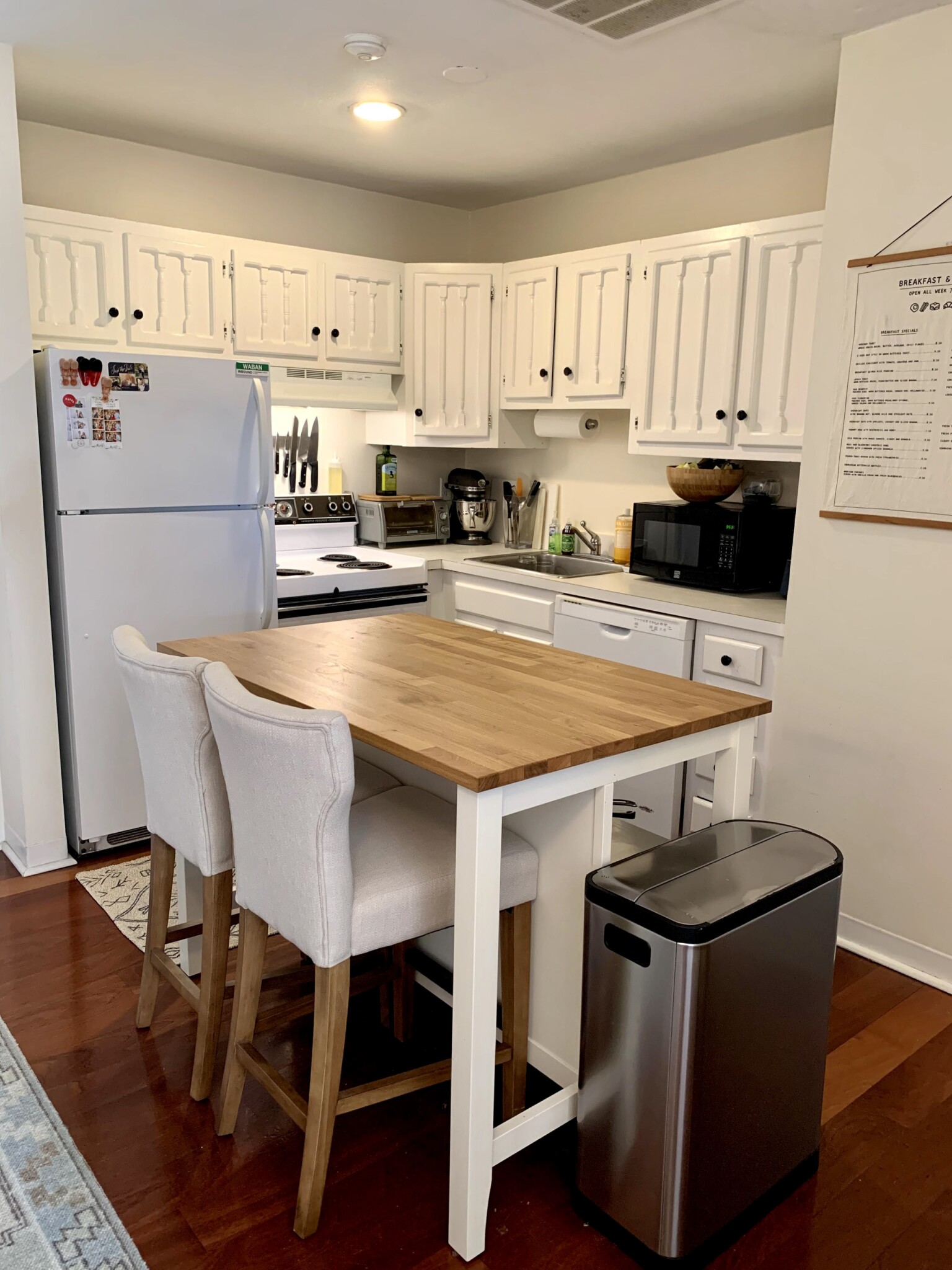 1 bed, 1 bath apartment for rent at 160 Commonwealth Ave Unit 609, Back Bay — photo 5 of 12