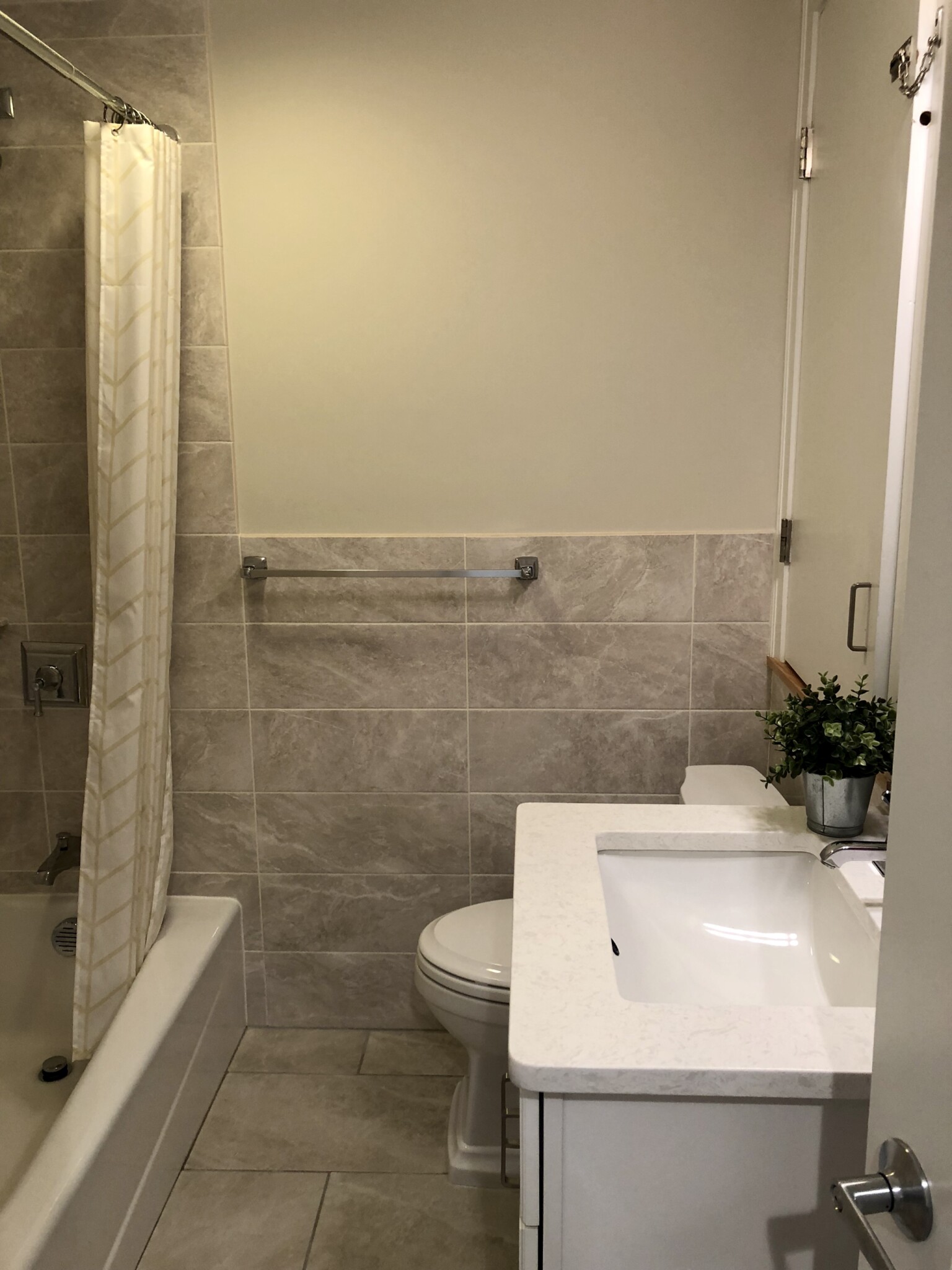 719 Boylston St, Back Bay