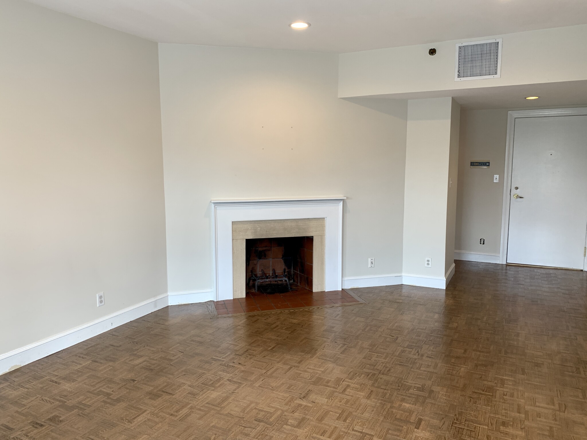 416 Commonwealth Ave, Back Bay