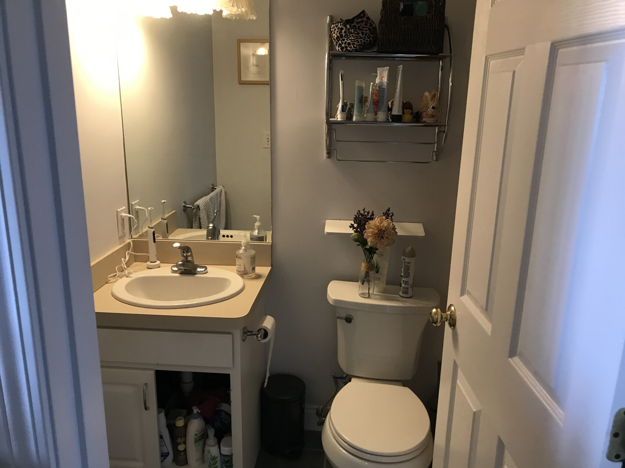 3 bed, 2 bath apartment for rent at 111 West 8th St Unit Q, South Boston — photo 10 of 11