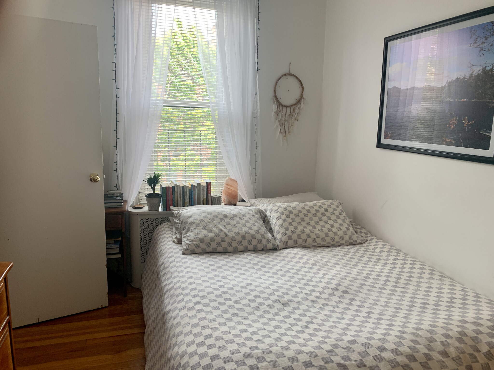 213 Newbury St, Back Bay