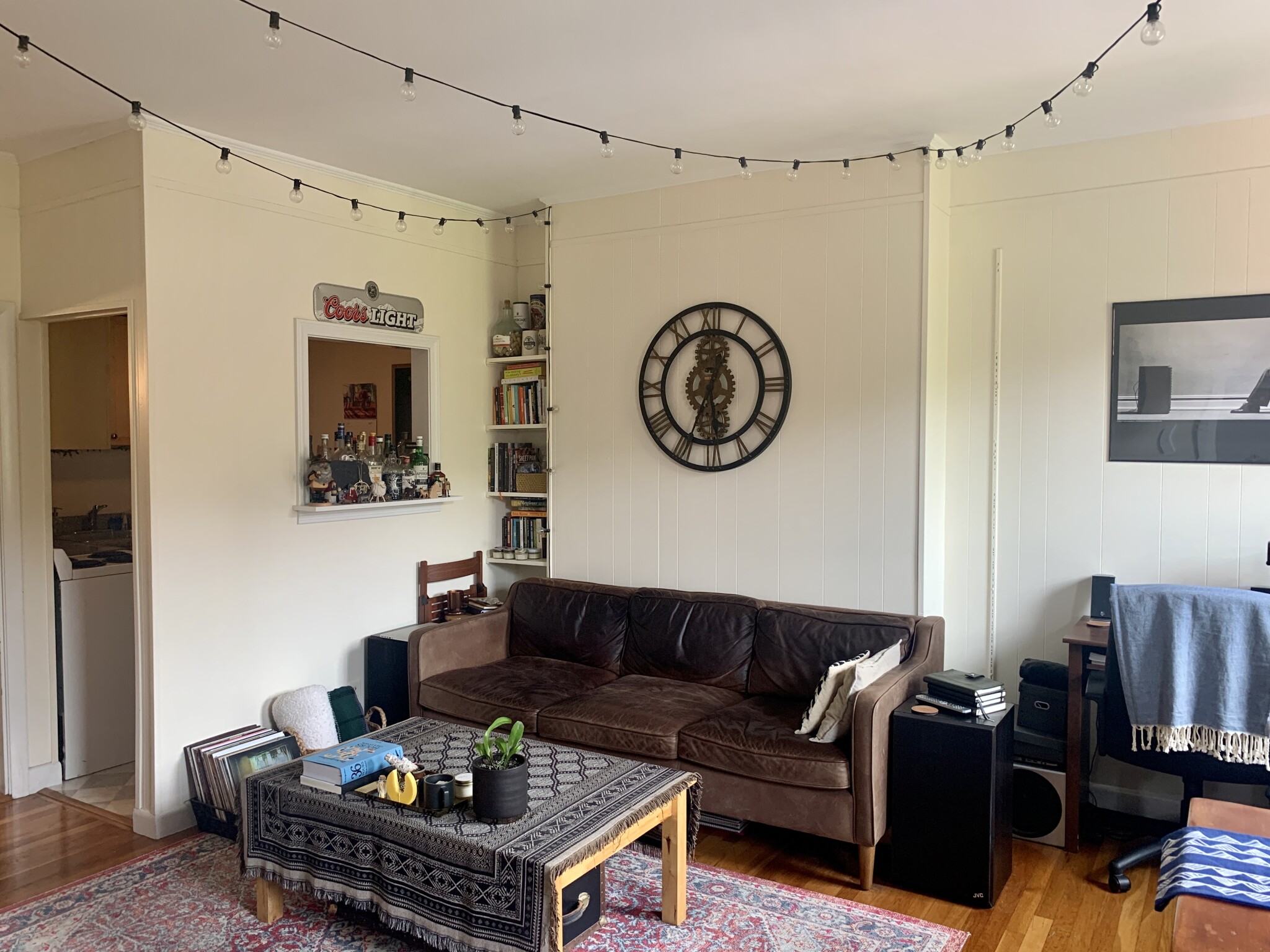 213 Newbury St, Back Bay