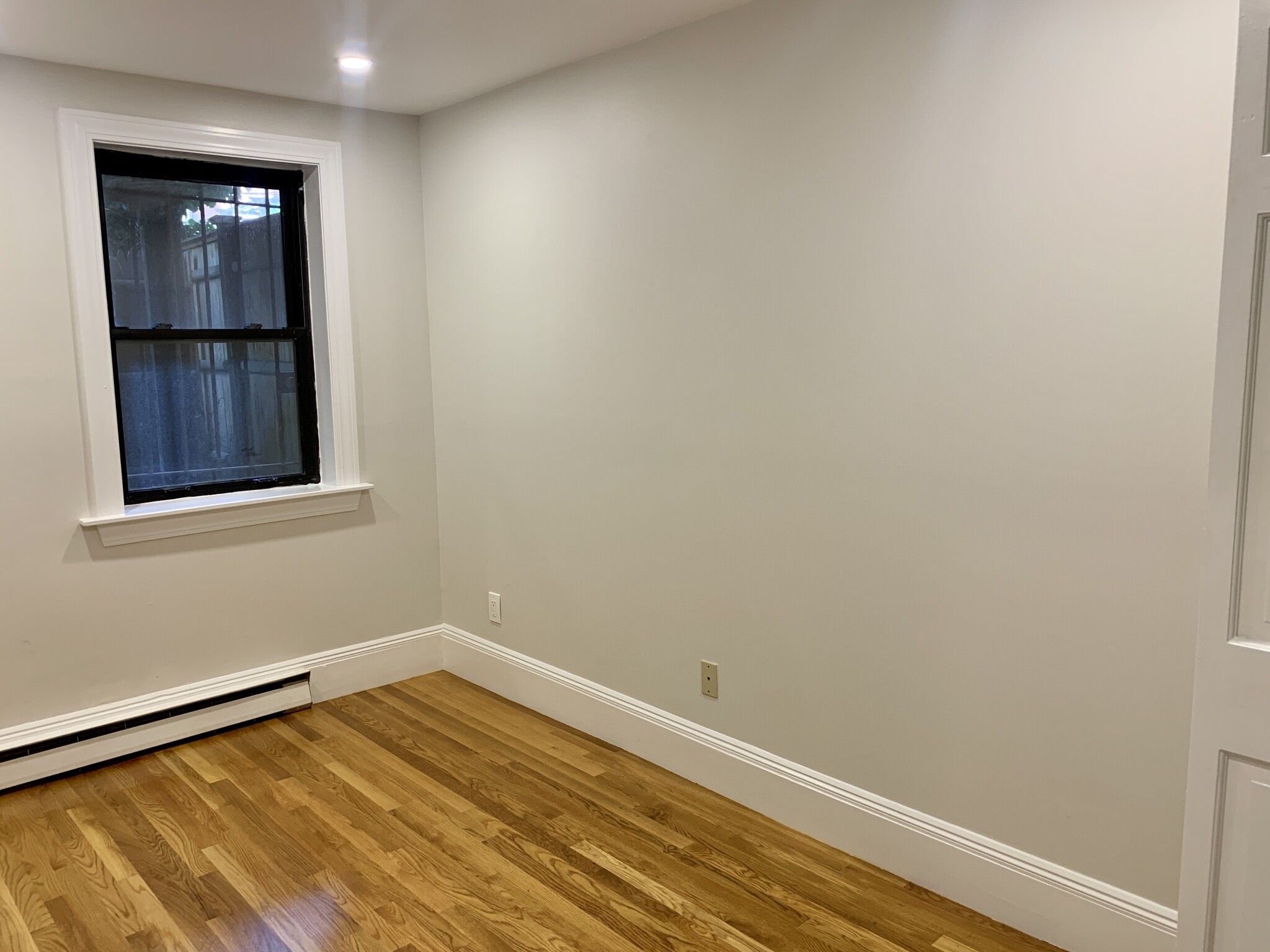 24 Yarmouth St, South End