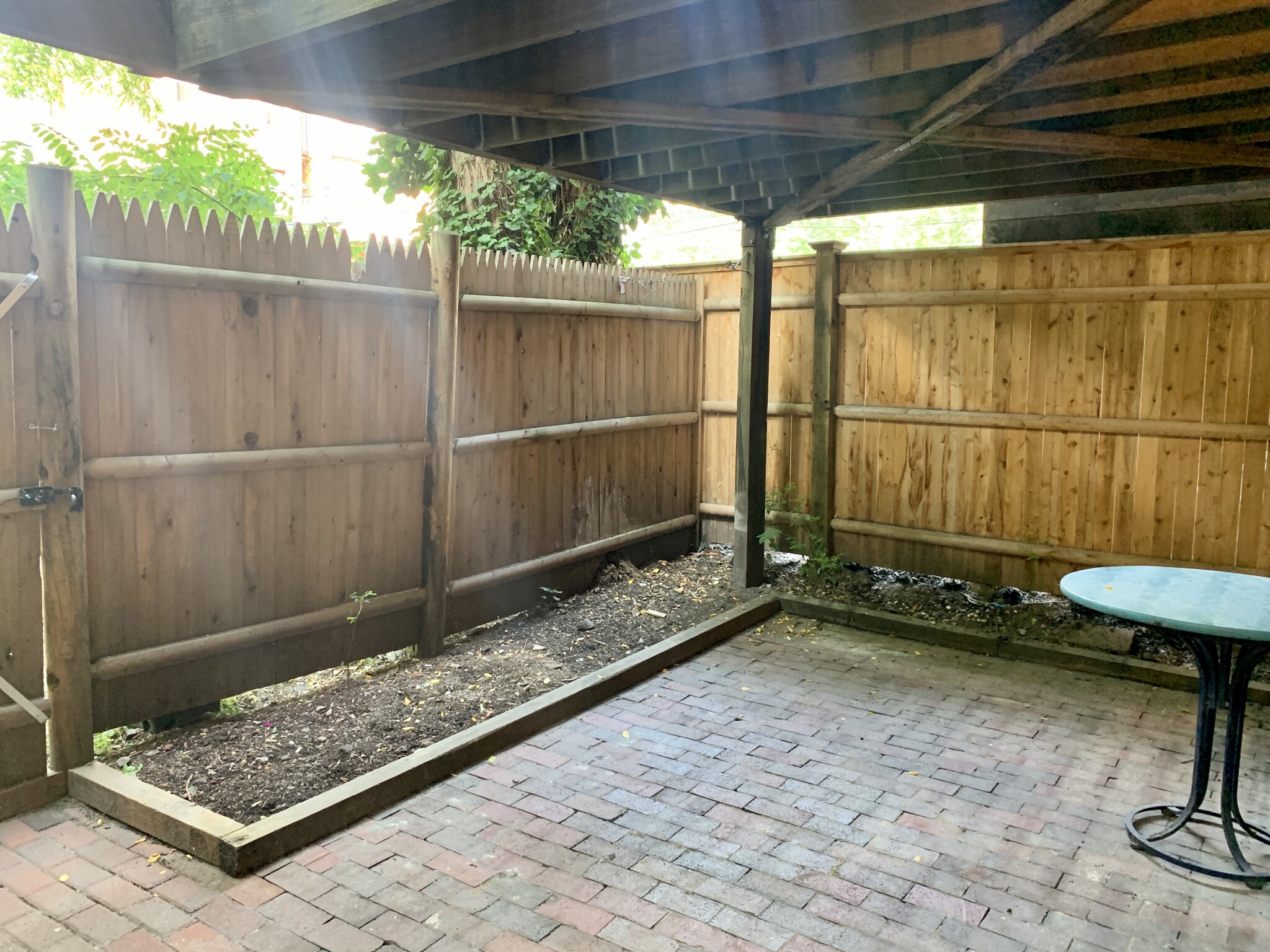 24 Yarmouth St, South End